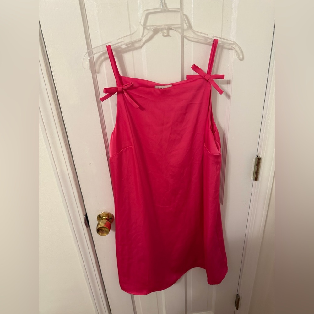 Elegant Pink Sleeveless Dress